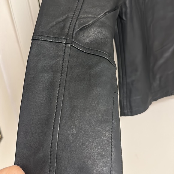 GQ Firenze-Italia Pure Leather short jacket! Classy, stylish, sassy!UK S/M! NWOT - Picture 13 of 16